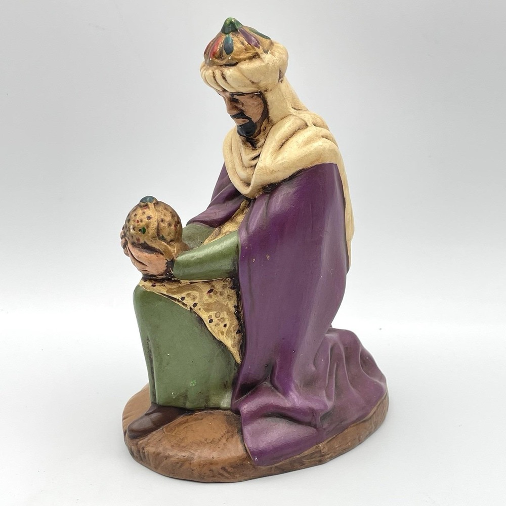 Vintage Holland Mold Nativity Wiseman Figurine Kneeling Replacement 6.5" Purple